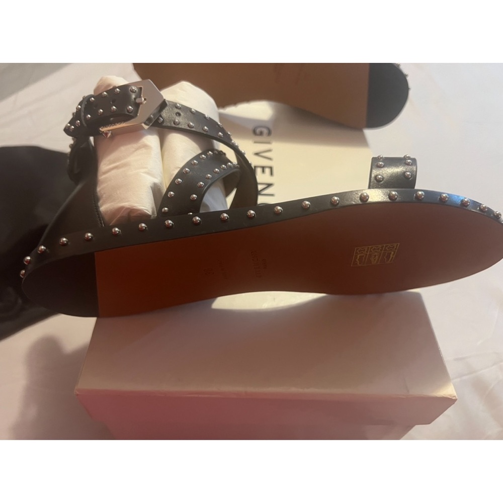 Givency sandals